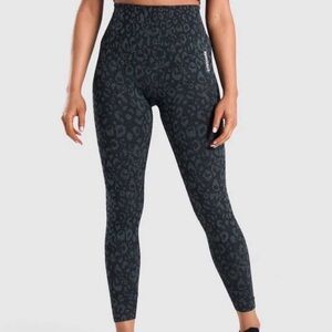 NWOT Gymshark Adapt Leggings